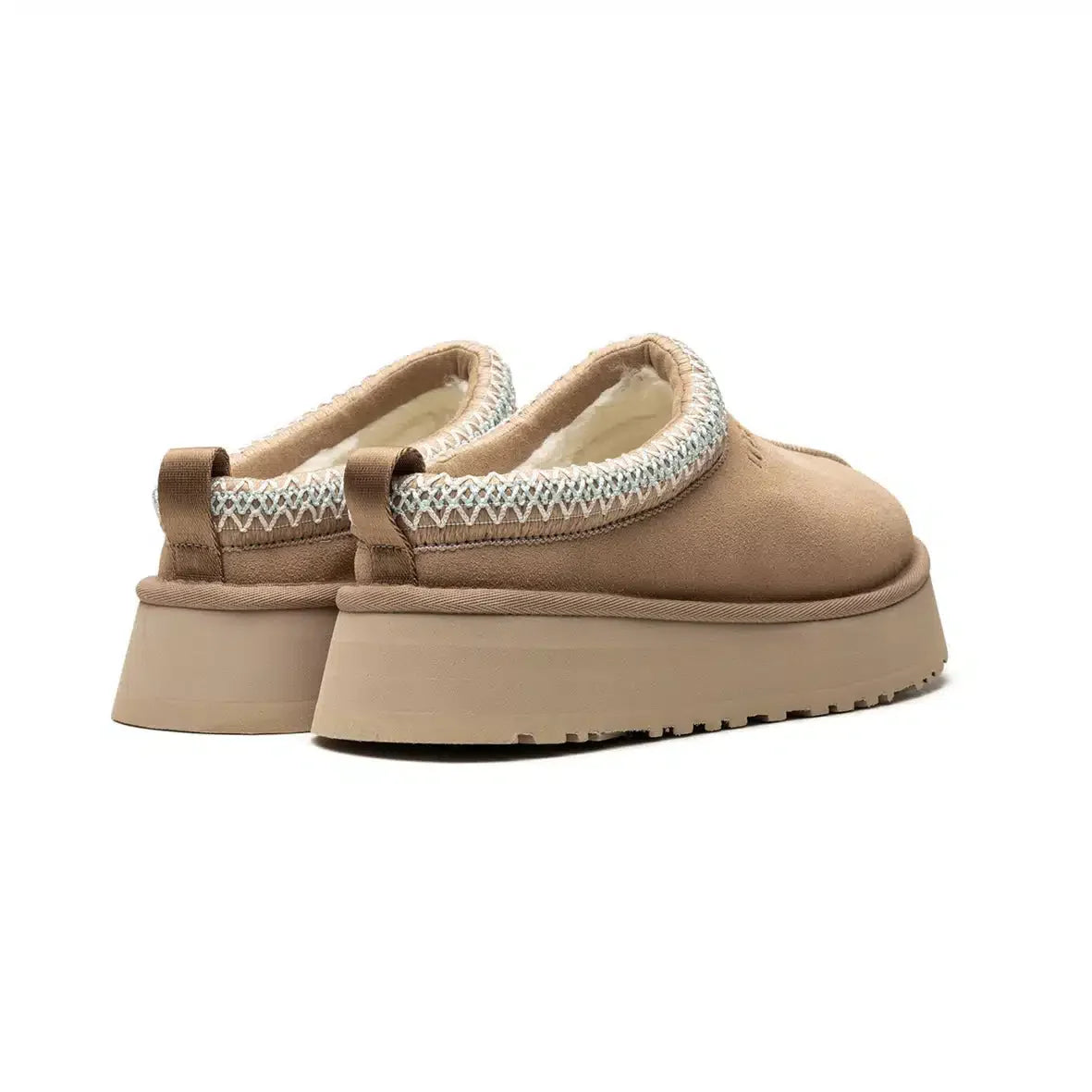 UGG Tazz Slippers Sand Beige – Elegant & Comfortable with Elevated Sole